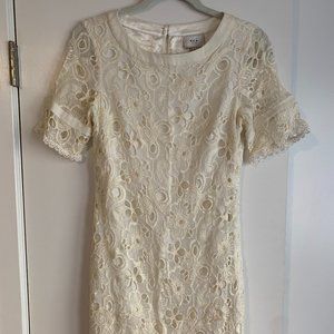 ECI Off White Eyelit Short Sleeve Dress